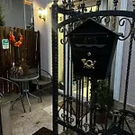 Romantic House
