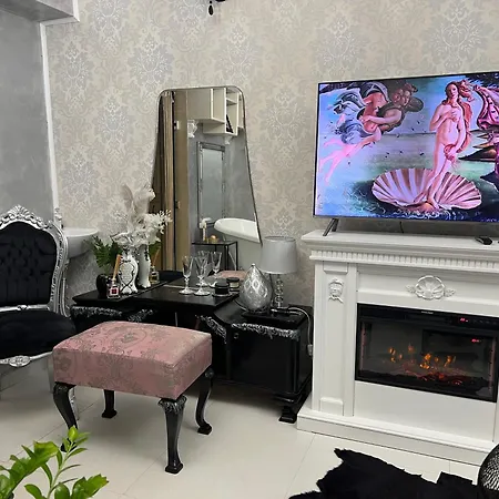 Romantic House Daire